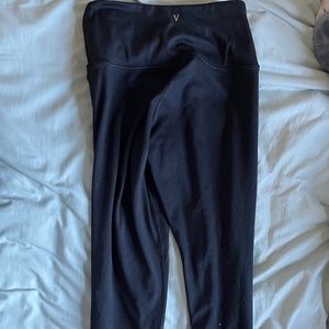 Women’s crossover leggings